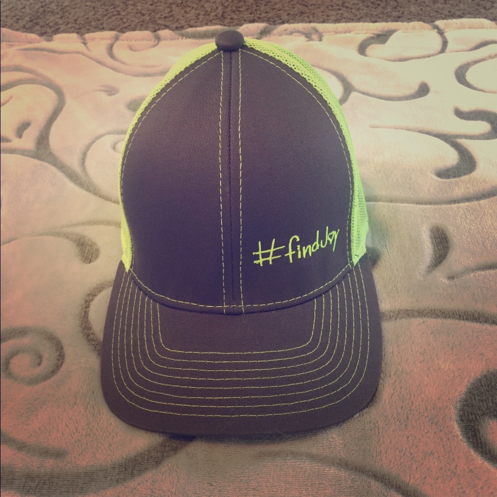 #findjoy Women’s Hat